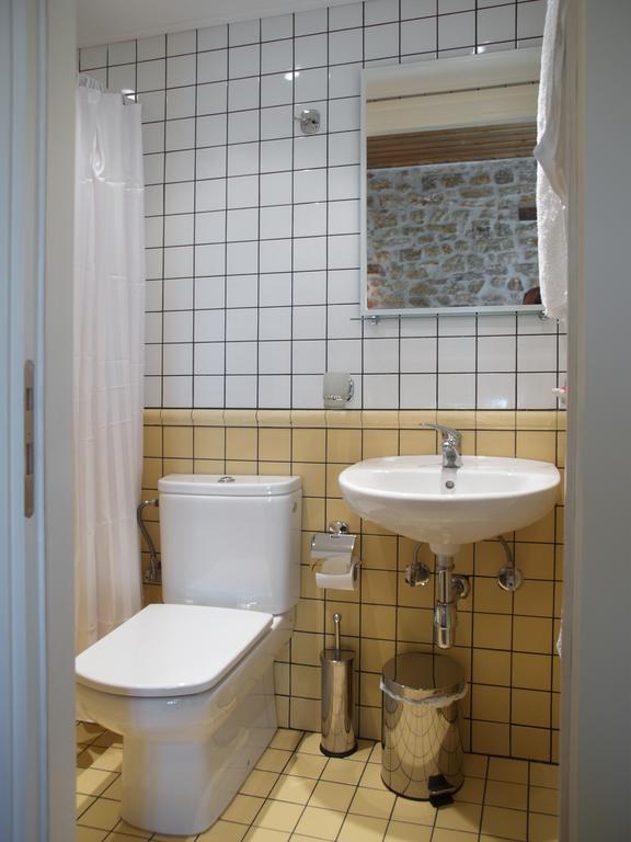 Oihalia Guesthouse Fidhakia Room photo